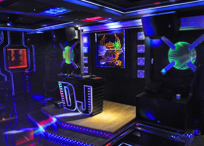 Không gian nội thất của karaoke Kingdom Hạ Long Không gian nội thất của karaoke Kingdom Hạ Long