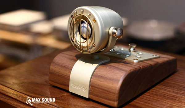 Loa Tannoy SuperTweeter GR vô cùng độc đáo