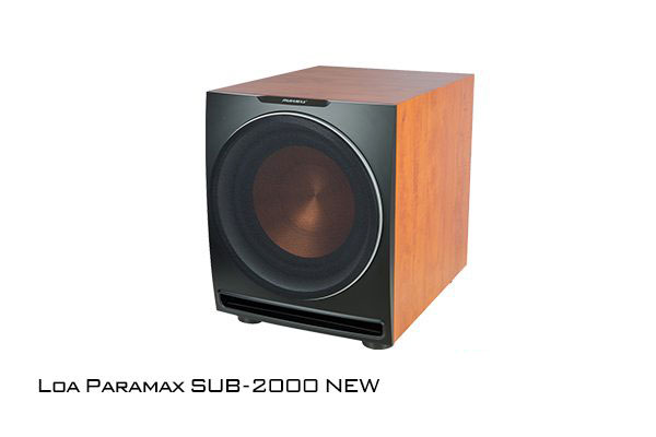 Loa sub Paramax 2000 được trang bị amply riêng có công suất khủng