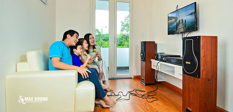 Nhu cầu hát karaoke ngày càng cao trong các gia đình