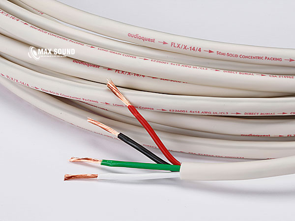 Dây loa xịn thường có chất liệu cao cấp cả phần vỏ và ruột