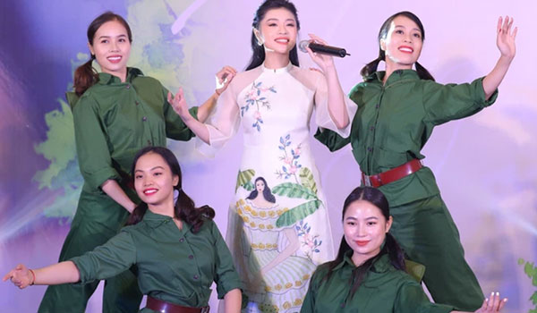 Nhạc đỏ trữ tình là những ý thơ đẹp và ý nghĩa