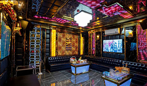 Decor của karaoke Oscar rất nổi bật