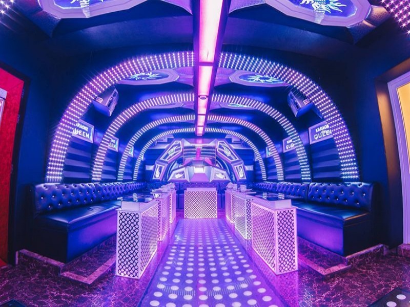 Không gian phòng hát tại karaoke Nữ Hoàng