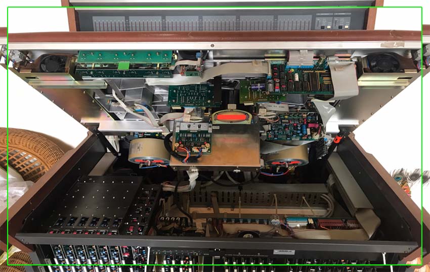 Thiết bị phát ra dòng điện một chiều